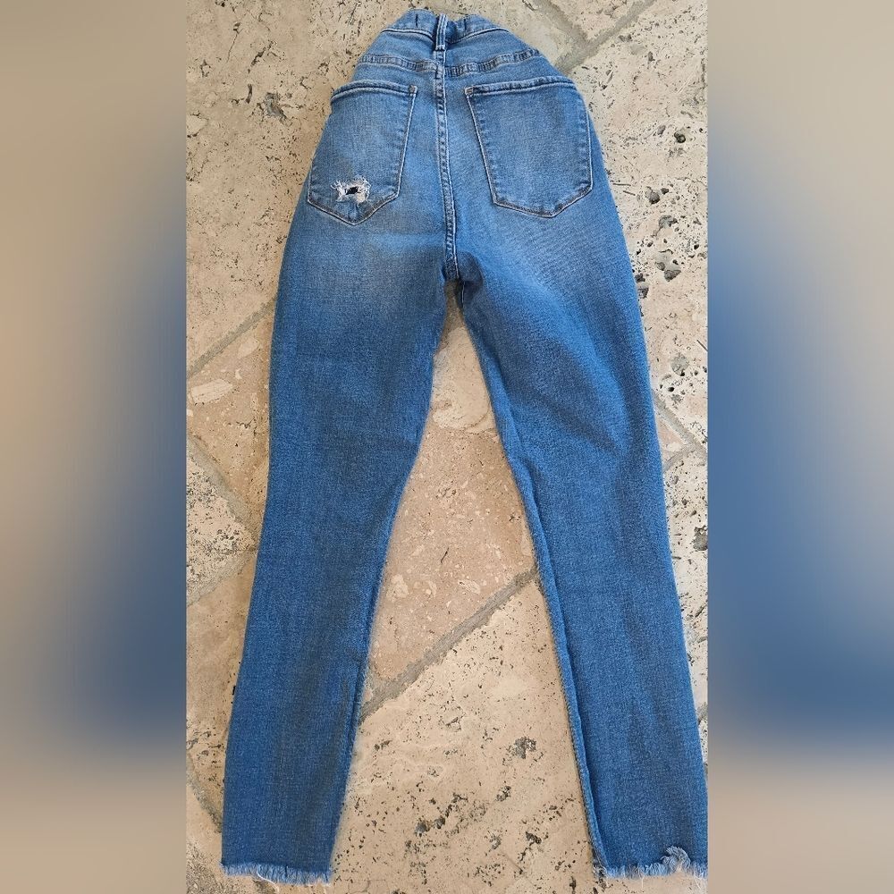 Abercrombie high rise super skinny ankle jean